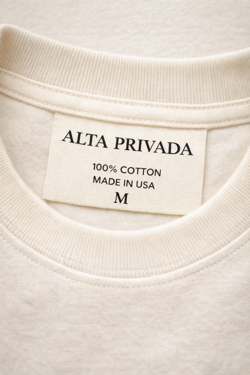 Alta Privada - Essential Tee